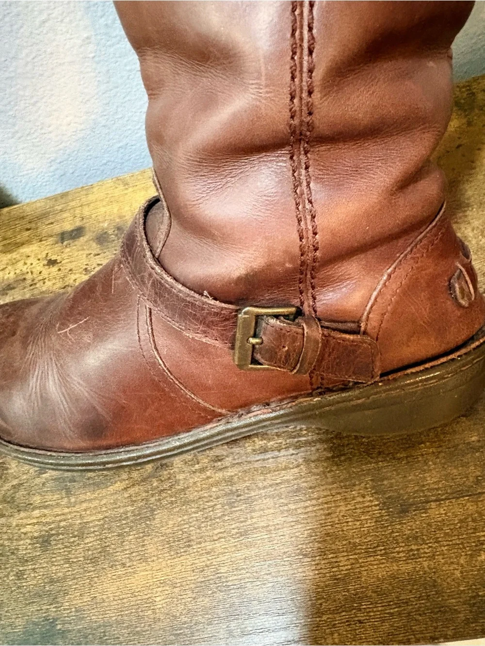 UGG Tupelo Brown Leather Tall Riding Boots Sheepskin Lined Buckle Detail Size 7